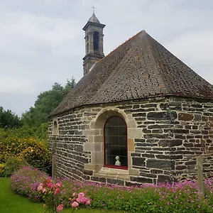  Holiday home Atypique Dans Chapelle